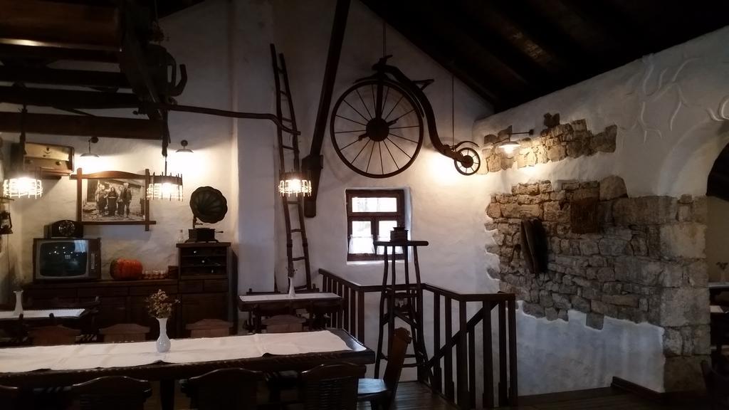 Farm Stay Cardaklije Kulen Vakuf Bagian luar foto