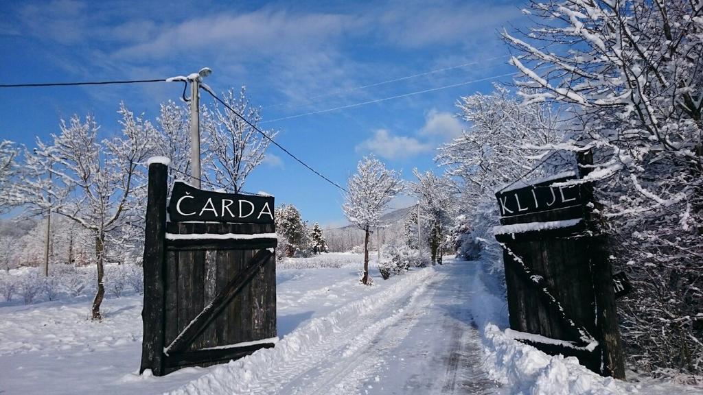 Farm Stay Cardaklije Kulen Vakuf Bagian luar foto